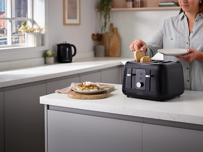 Dawn 4 Slice Toaster Midnight Black