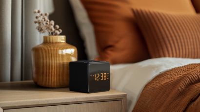 Philips Cube Alarm Clock Radio TAR4500/10