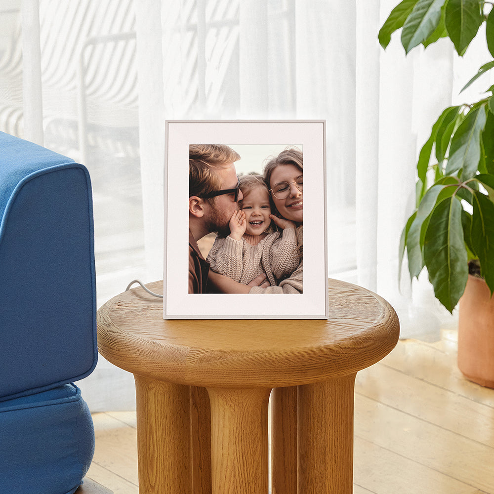 Aura Aspen 12" Digital Photo Frame | White Quartz - AF215-MWHT Redmond Electric