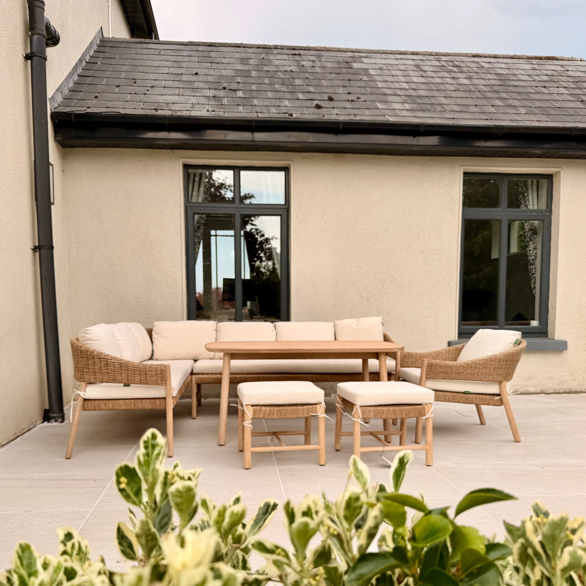 Burford L-Shaped Acorn Rattan Wood Corner Lounge Dining Set + 2 Stools - Left-Handed - HUCBURFORDCL Redmond Electric Gorey