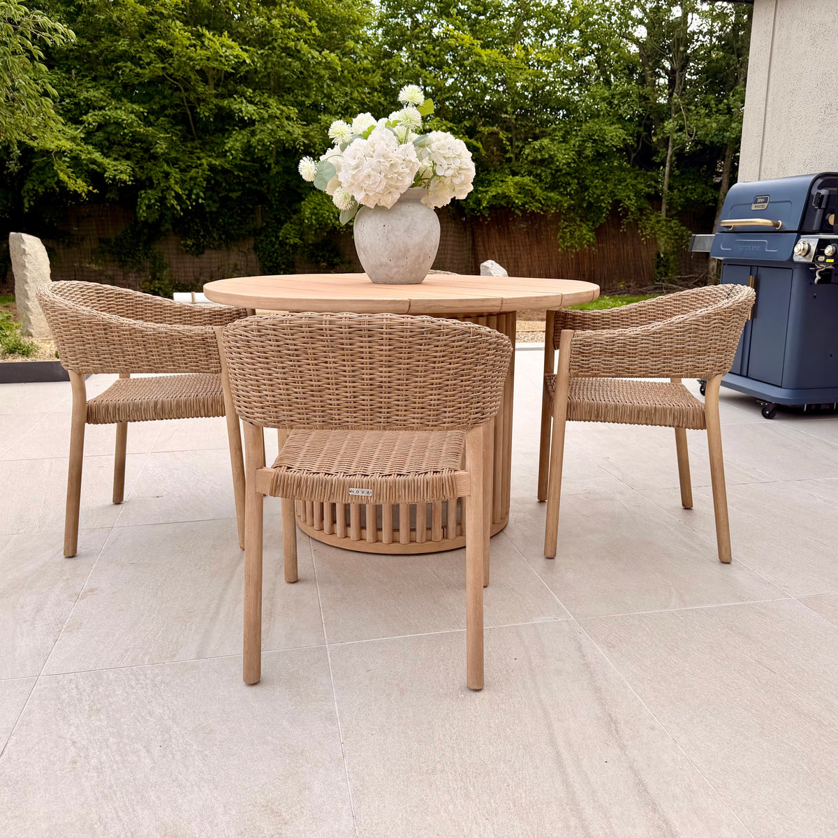 Cairns 4-Piece Rattan & Wood Dining Set with Round Acorn Table