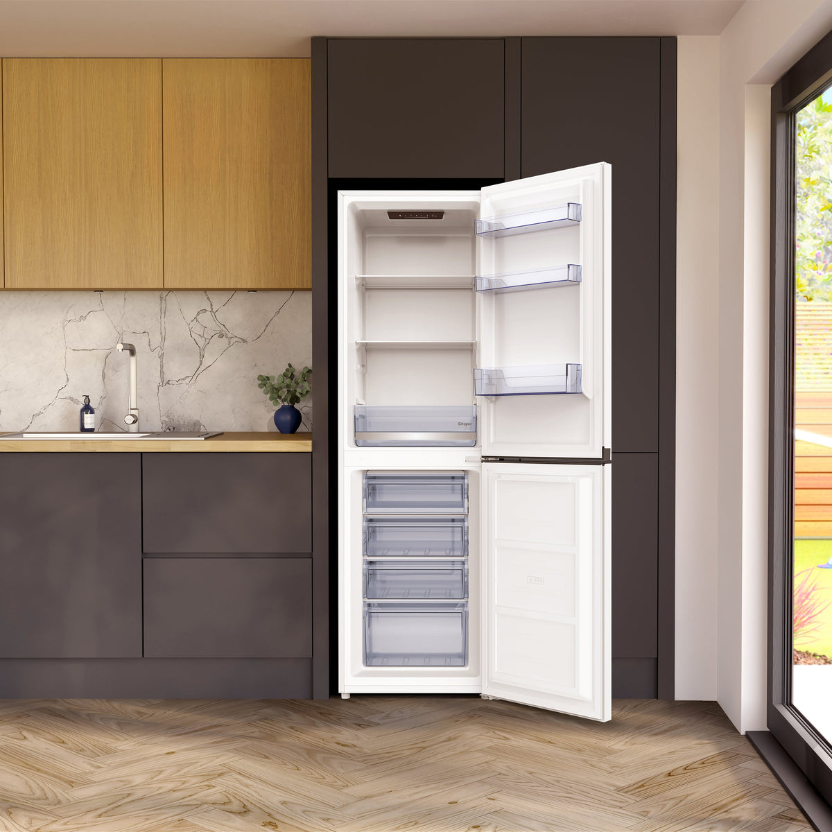 Beko 257L 60/40 Fridge Freezer with Large Salad Crisper, White CSE4581W