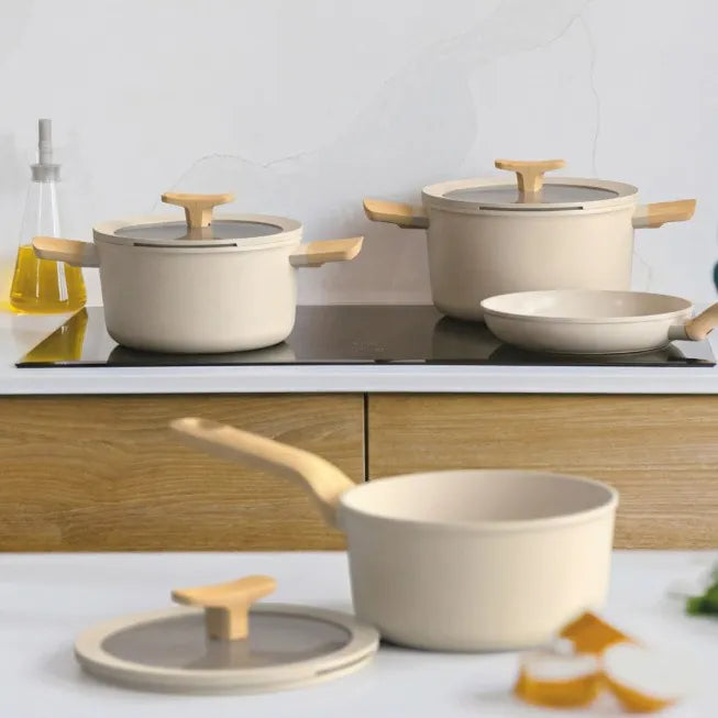 Leo Balance 7 Piece Cookware Set Cream