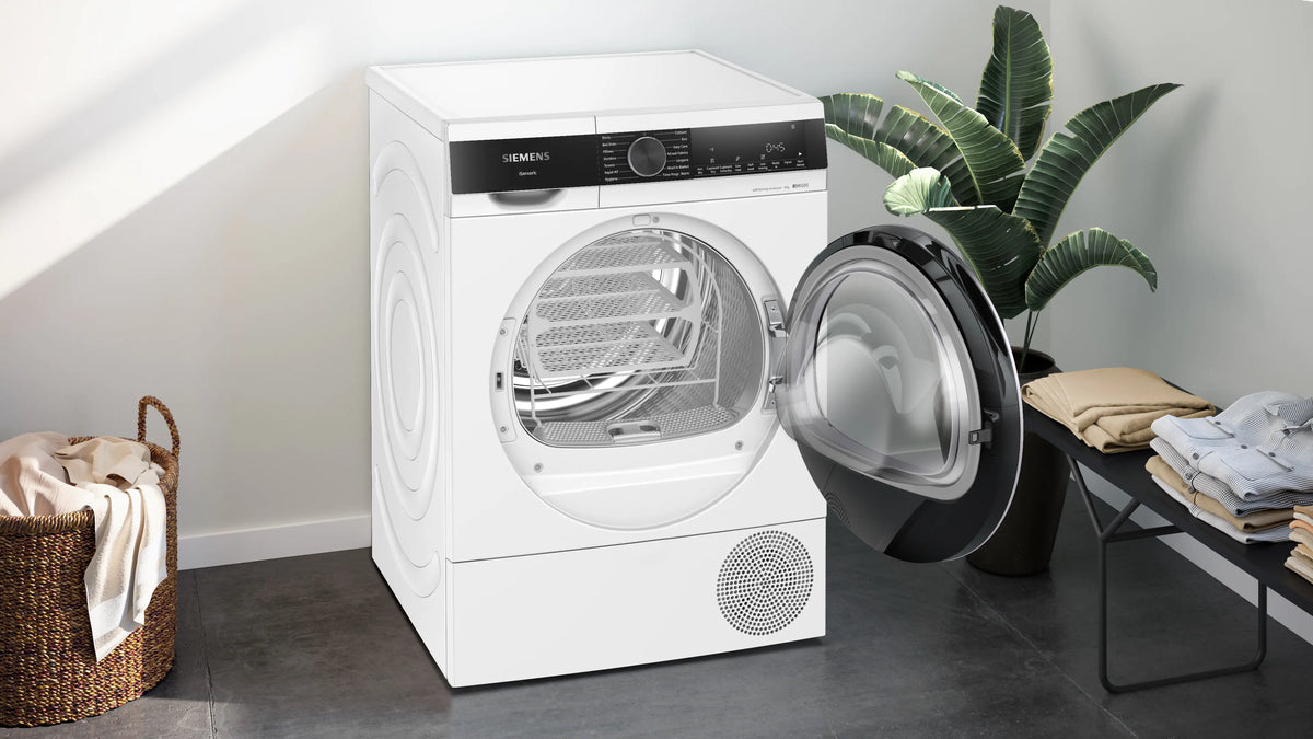 Siemens iQ500 9kg Heat Pump Dryer, SelfCleaning | White - WQ45G200GB Redmond Electric Gorey