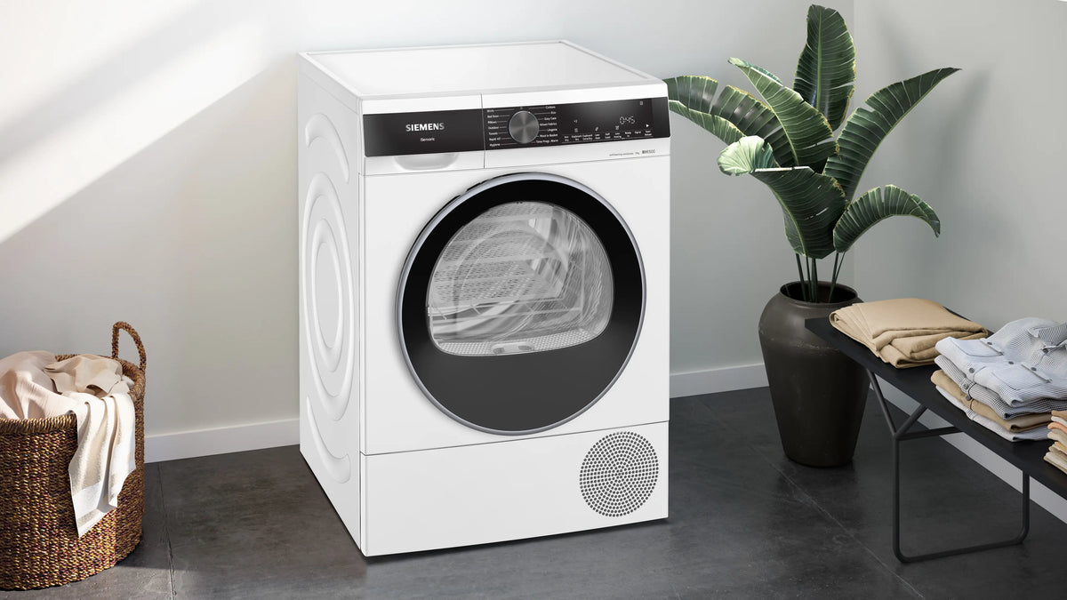 Siemens iQ500 9kg Heat Pump Dryer, SelfCleaning | White - WQ45G200GB Redmond Electric Gorey