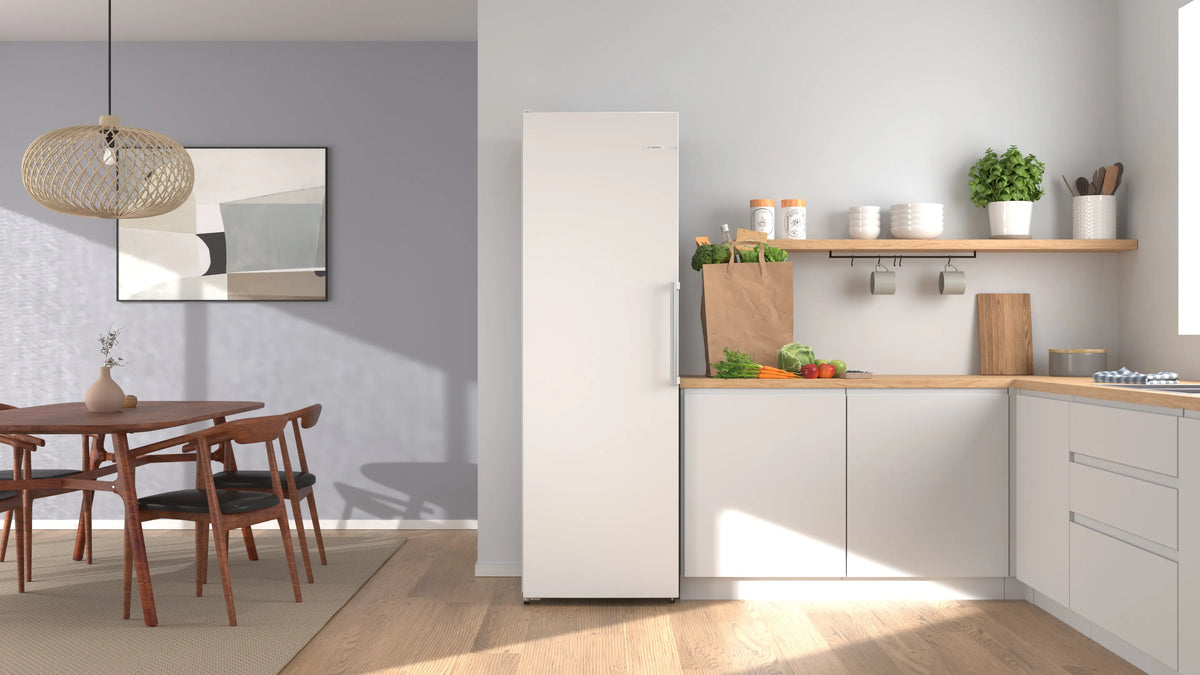 Series 4 Freestanding Tall Larder Fridge 402L – White | KSN36VWDGG