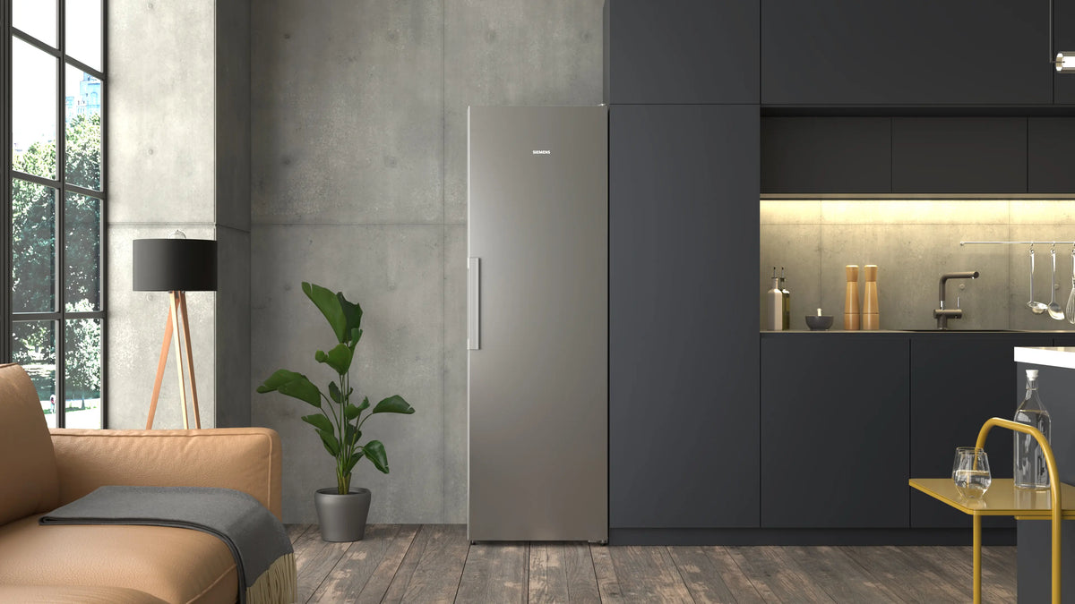 iQ300 Freestanding Frost Free Freezer – Inox | 186.2cm (H) | GS36NVICGG