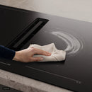 iQ700 80cm Induction Hob with Integrated Ventilation | Matt Black