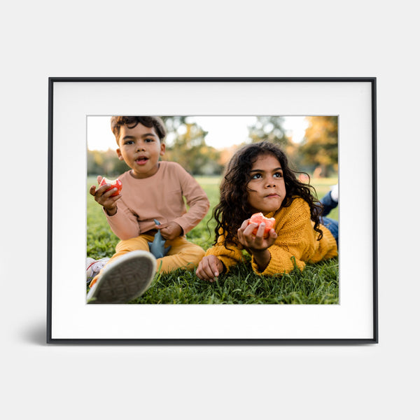 AURA Walden 15" Wifi Digital Picture Frame Black | UKA110-MBLK Aura Digital Photo Frame Redmond Electric