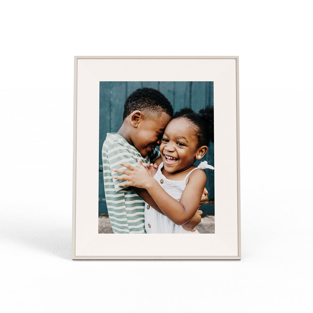 Aura Aspen 12" Digital Photo Frame | White Quartz - AF215-MWHT Redmond Electric
