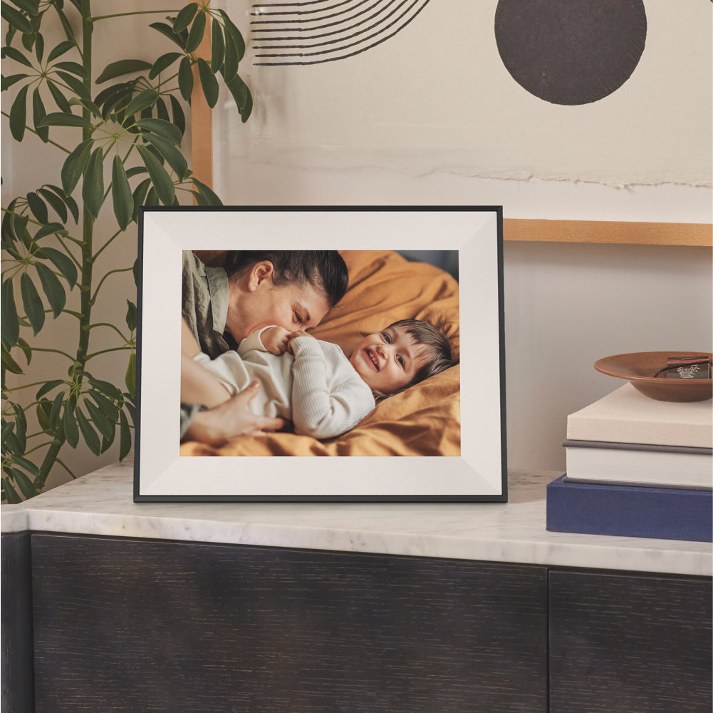 Aura Aspen 12" HD Photo Frame | Ink with Paper Mat - AF215-MBLK Redmond Electric