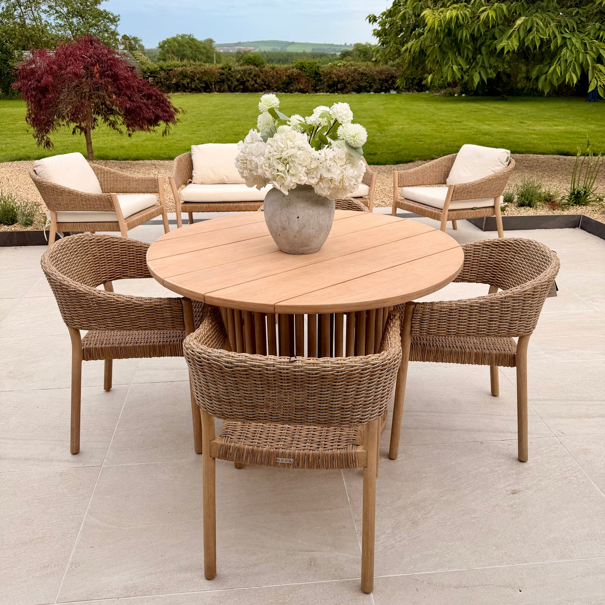 Cairns 4-Piece Rattan & Wood Dining Set with Round Acorn Table - HUCCARNS4D Redmond Electric Gorey
