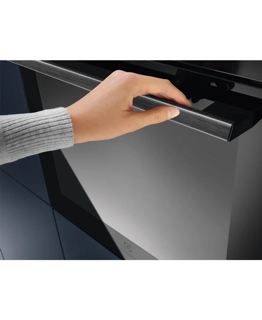 600 SteamBake Built-In Single Oven | Black - Redmond Electric