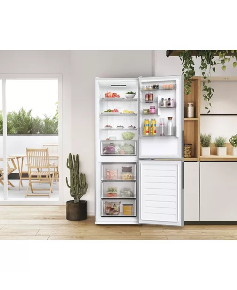 Hoover H-FRIDGE 500 Smart 60/40 Fridge Freezer | (H) 185cm | Silver HOCE4T618ESK Redmond Electric Gorey