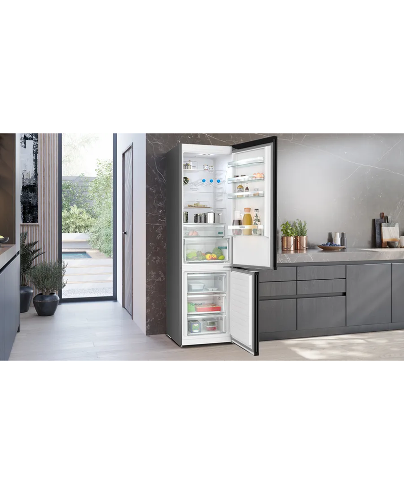 iQ300 Freestanding Fridge Freezer | 203cm (H) Black Stainless Steel