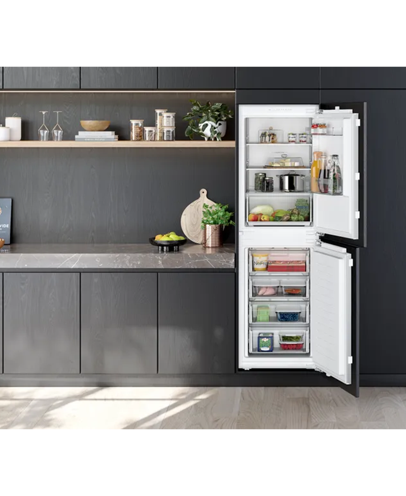 Siemens IQ100 Integrated Fridge Freezer | 177.2cm (H) KI85NNFF0G Redmond Electric Gorey