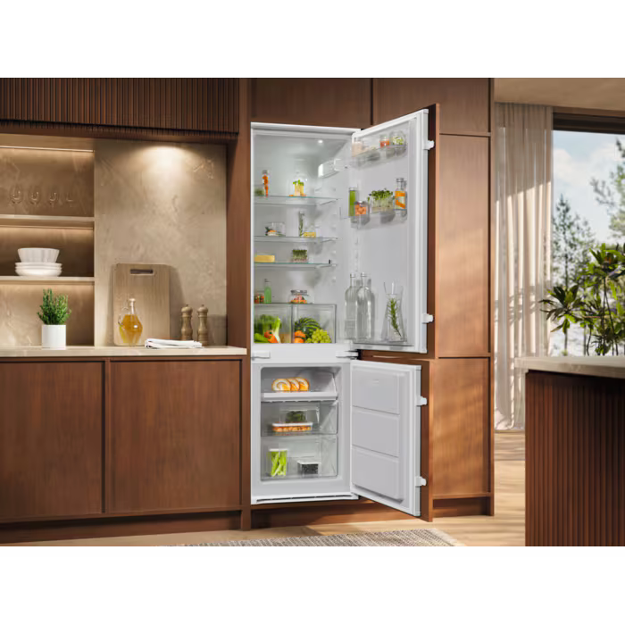 600 Low Frost AI CoolAssist Integrated Fridge Freezer | 177.2cm (H)