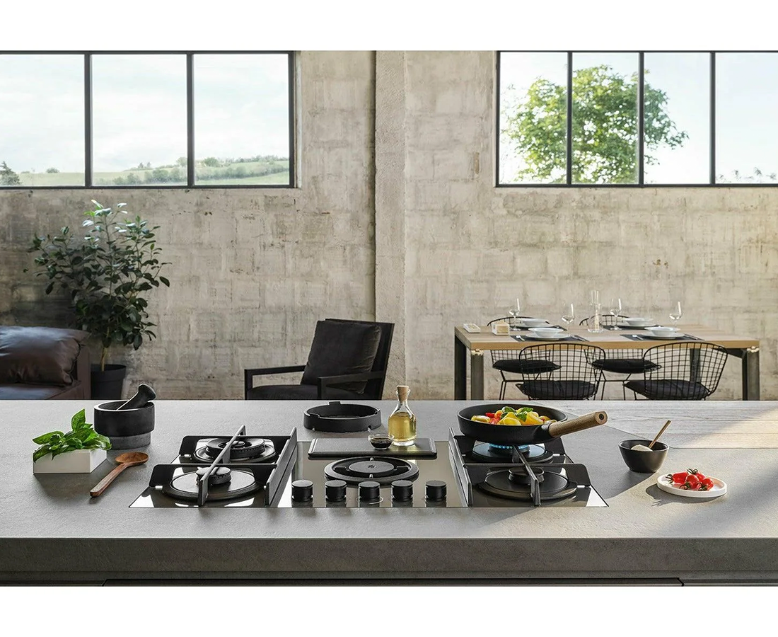 Elica 88cm NikolaTesla Flame Duct Out Vented Gas Hob NIKOFLAMEDUCTBL Redmond Electric Gorey 