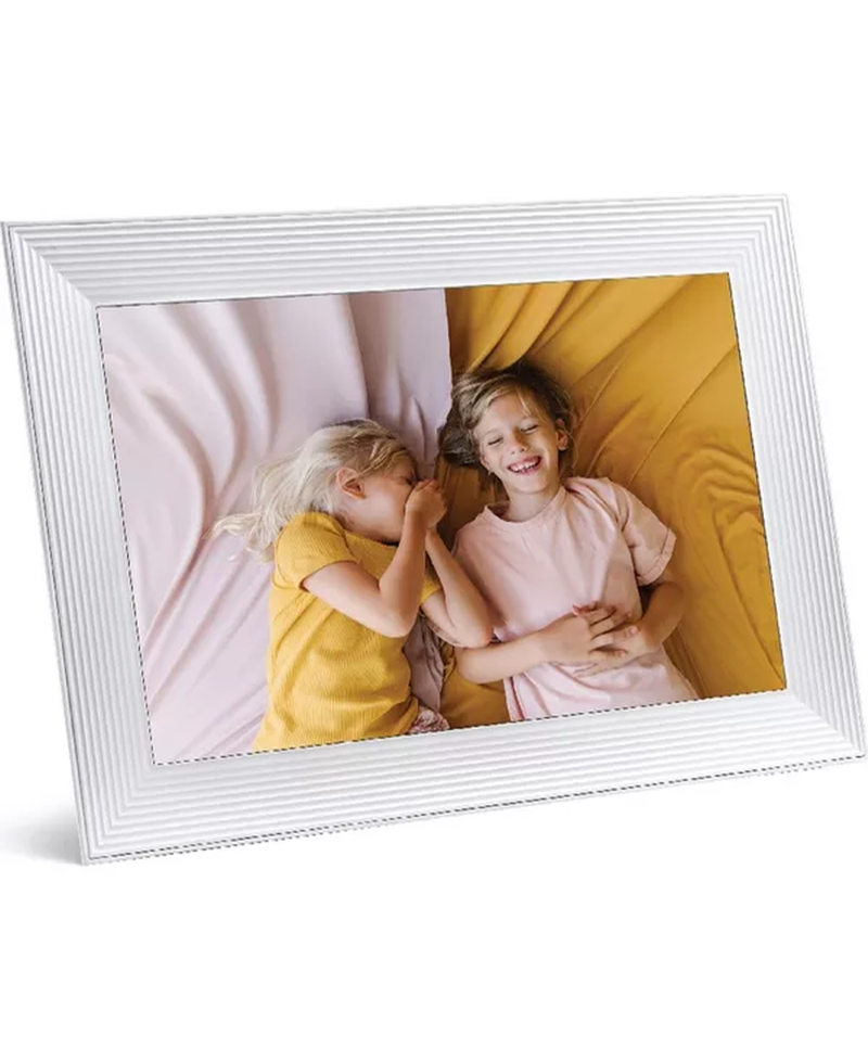 Aura Carver Mat 10.1" WiFi Connected Picture Frame | Matt White Redmond Electric Gorey