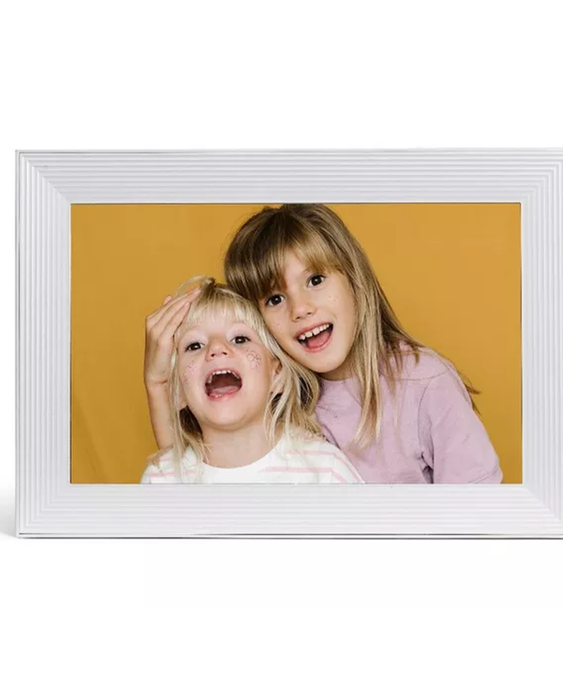 Aura Carver Mat 10.1" WiFi Connected Picture Frame | Matt White Redmond Electric Gorey