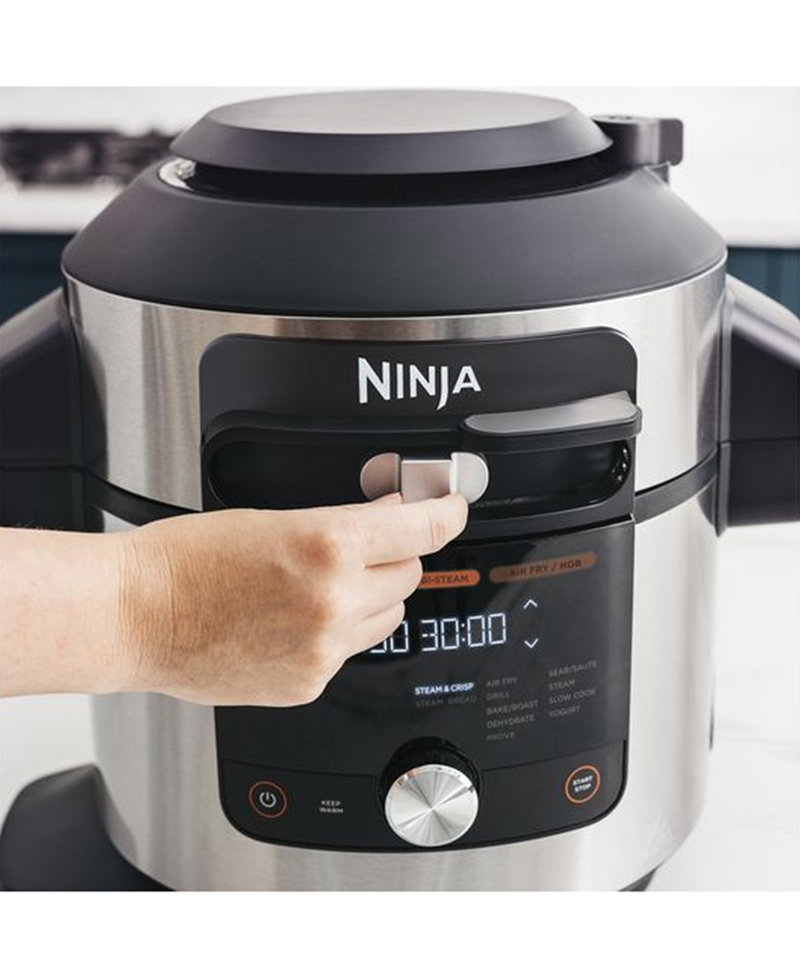 Ninja Foodi MAX 15 in 1 SmartLid Multi Cooker with Smart Cook